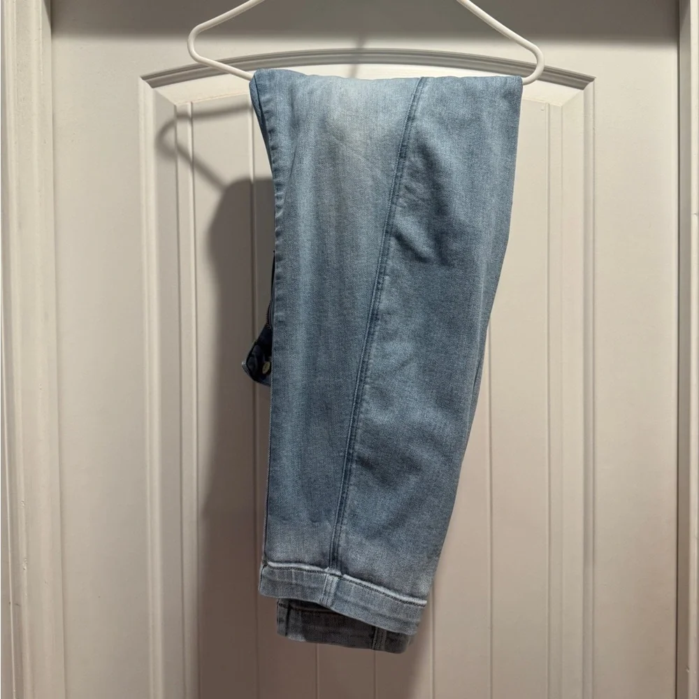 Judy Blue Sea Breeze High-Rise Tapered Jeans - Picture 2 of 2